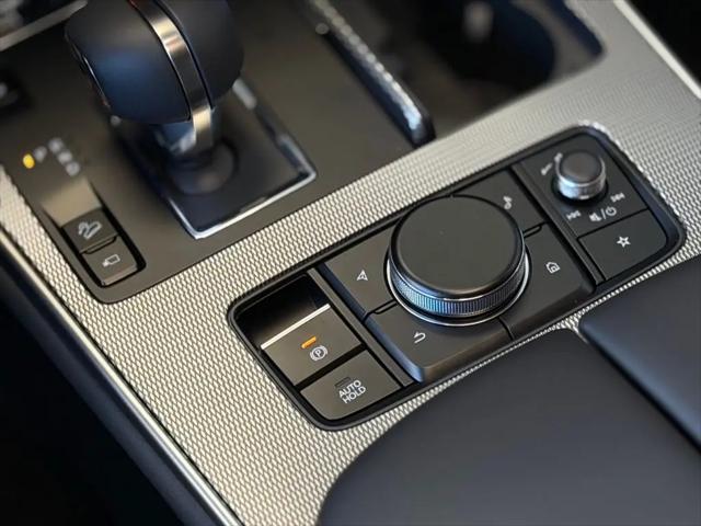 2025 Mazda X-90 Premium Plus Package