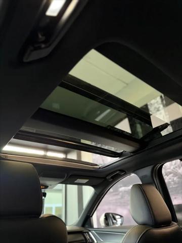 2025 Mazda X-90 Premium Plus Package