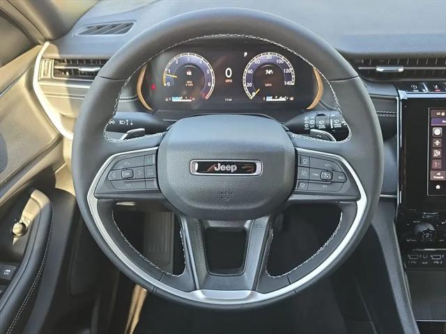 2025 Jeep Grand Cherokee L Altitude 4x4