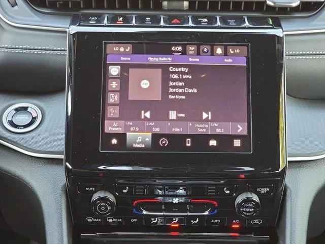 2025 Jeep Grand Cherokee L Altitude 4x4