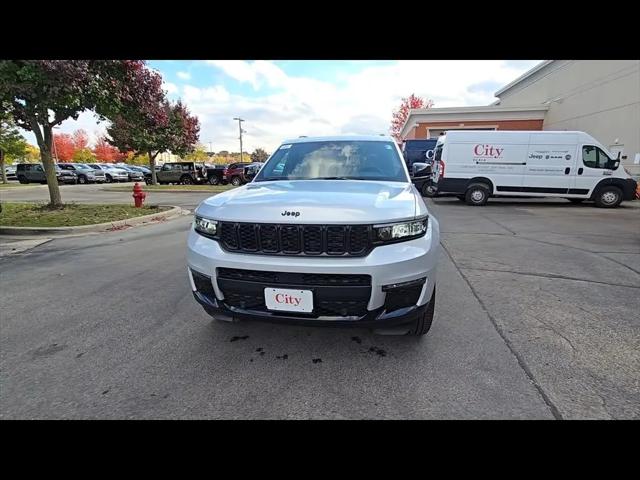 2025 Jeep Grand Cherokee L Limited 4x4