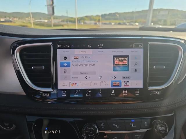 2026 Chrysler Pacifica Pinnacle
