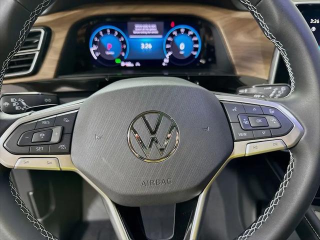 2026 Volkswagen Atlas SE with Technology