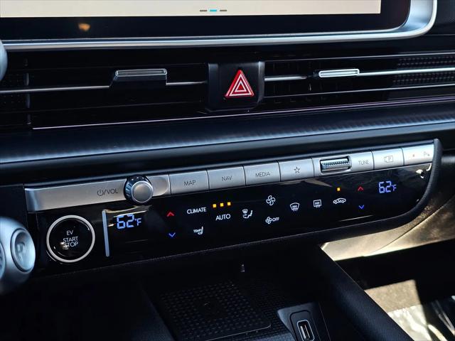 2024 Hyundai IONIQ 6 SEL