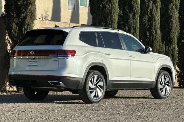 2026 Volkswagen Atlas SE with Technology