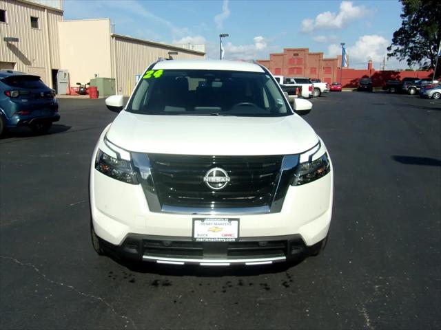 2024 Nissan Pathfinder SL 4WD