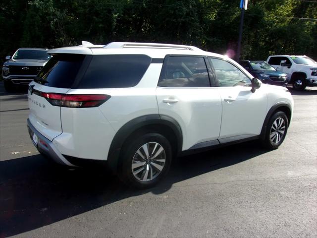 2024 Nissan Pathfinder SL 4WD