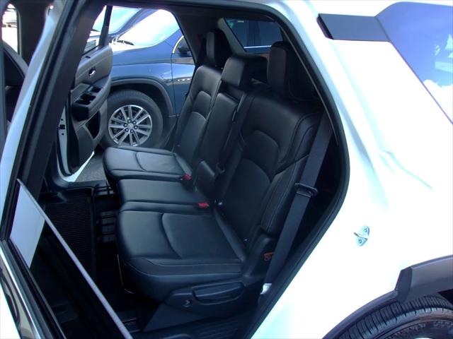 2024 Nissan Pathfinder SL 4WD