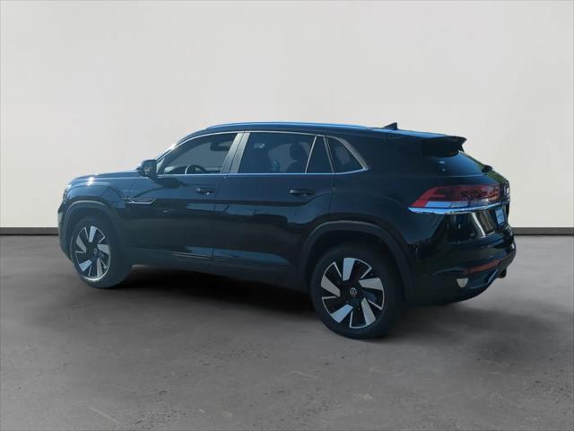 2026 Volkswagen Atlas Cross Sport SE with Technology