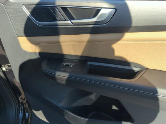2026 Volkswagen Atlas Cross Sport SE with Technology