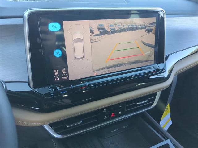 2026 Volkswagen Atlas Cross Sport SE with Technology