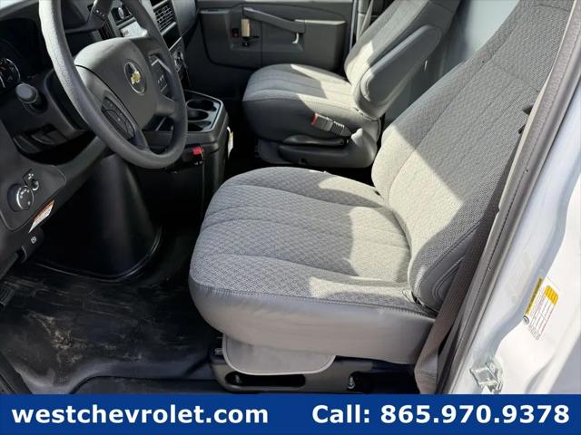 2025 Chevrolet Express Cutaway Work Van