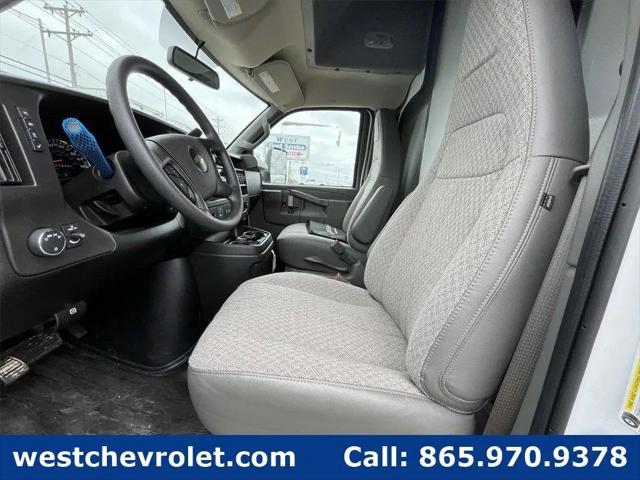 2024 Chevrolet Express Cutaway Work Van