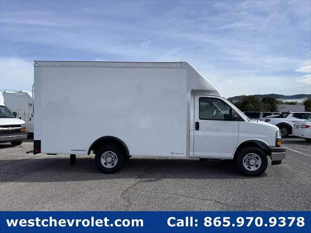 2025 Chevrolet Express Cutaway Work Van