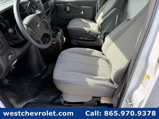 2025 Chevrolet Express Cutaway Work Van