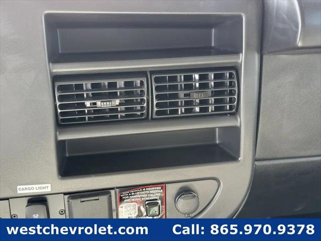 2025 Chevrolet Express Cutaway Work Van