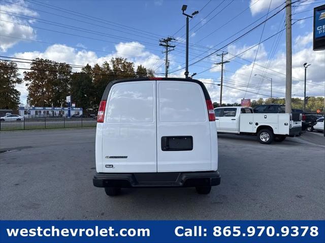 2025 Chevrolet Express Cargo Van RWD 2500 Regular Wheelbase WT