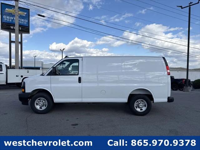 2025 Chevrolet Express Cargo Van RWD 2500 Regular Wheelbase WT