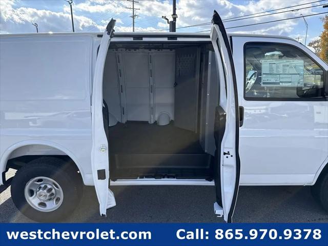 2025 Chevrolet Express Cargo Van RWD 2500 Regular Wheelbase WT