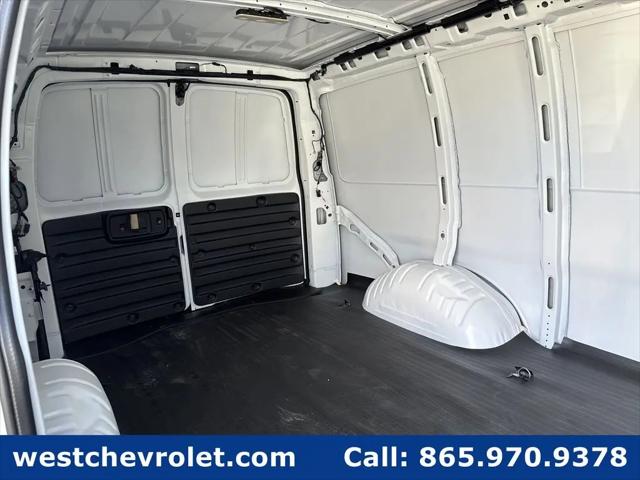 2025 Chevrolet Express Cargo Van RWD 2500 Regular Wheelbase WT