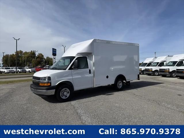2025 Chevrolet Express Cutaway Work Van