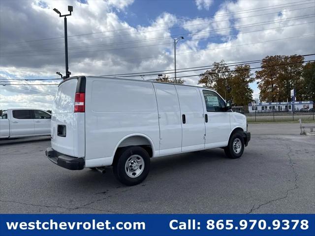 2025 Chevrolet Express Cargo Van RWD 2500 Regular Wheelbase WT