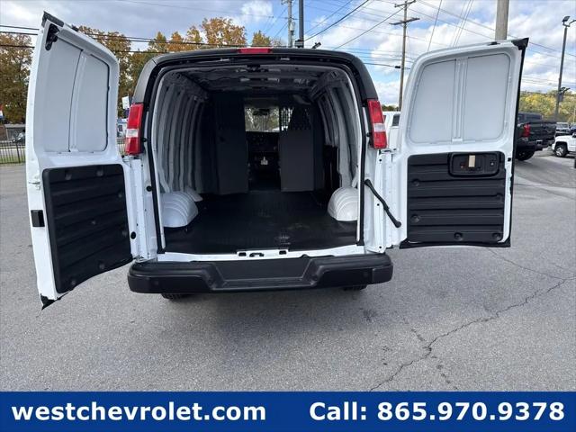 2025 Chevrolet Express Cargo Van RWD 2500 Regular Wheelbase WT