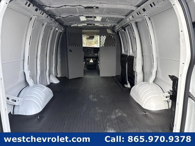 2025 Chevrolet Express Cargo Van RWD 2500 Regular Wheelbase WT