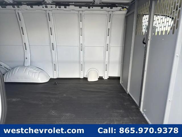 2025 Chevrolet Express Cargo Van RWD 2500 Regular Wheelbase WT