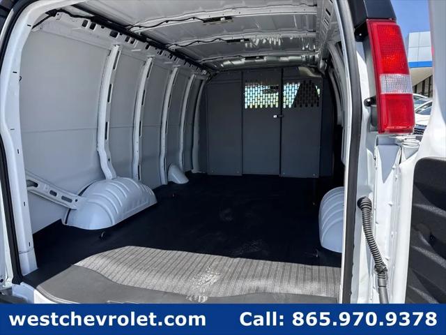 2025 Chevrolet Express Cargo Van RWD 2500 Regular Wheelbase WT