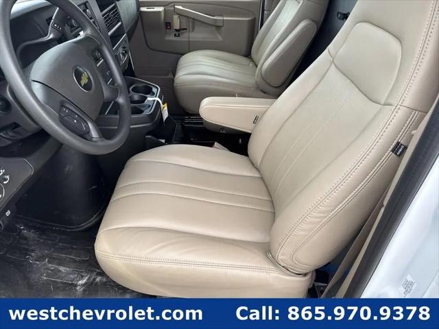 2025 Chevrolet Express Cargo Van RWD 2500 Regular Wheelbase WT