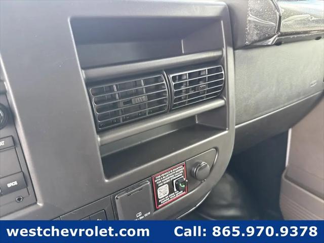 2025 Chevrolet Express Cargo Van RWD 2500 Regular Wheelbase WT