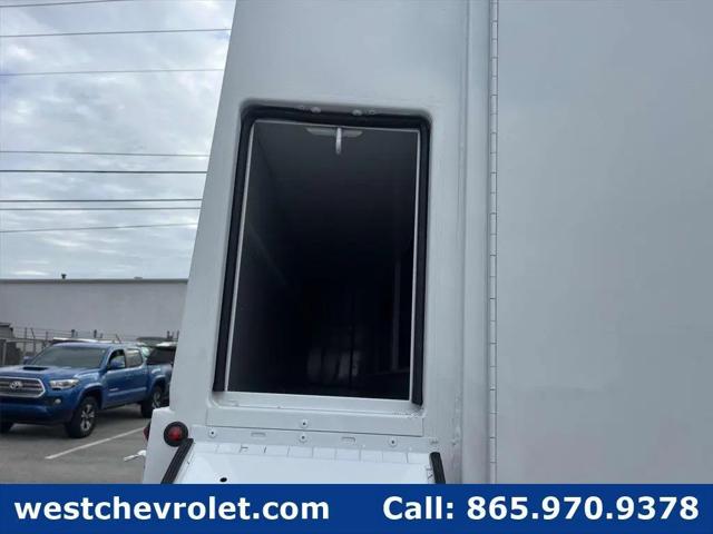 2025 Chevrolet Express Cutaway Work Van