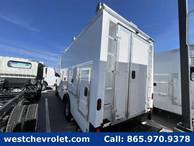 2025 Chevrolet Express Cutaway Work Van