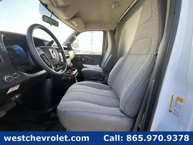 2025 Chevrolet Express Cutaway Work Van