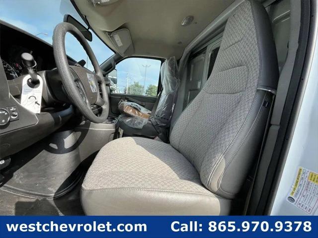2025 Chevrolet Express Cutaway Work Van