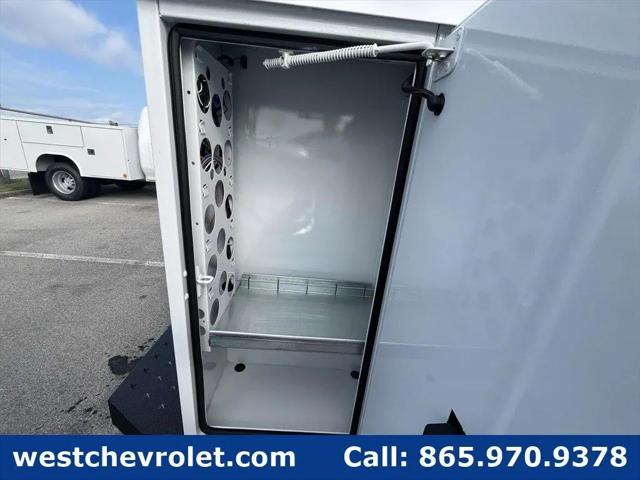 2025 Chevrolet Express Cutaway Work Van