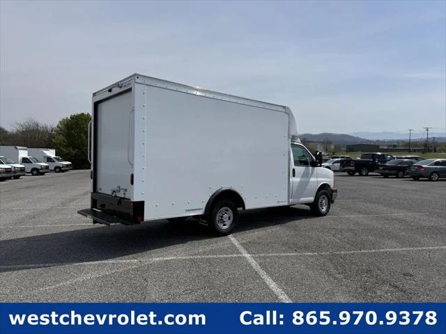 2025 Chevrolet Express Cutaway Work Van