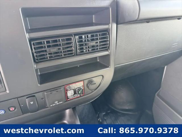 2025 Chevrolet Express Cutaway Work Van