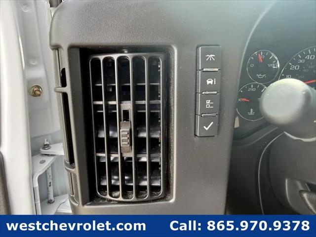 2025 Chevrolet Express Cutaway Work Van