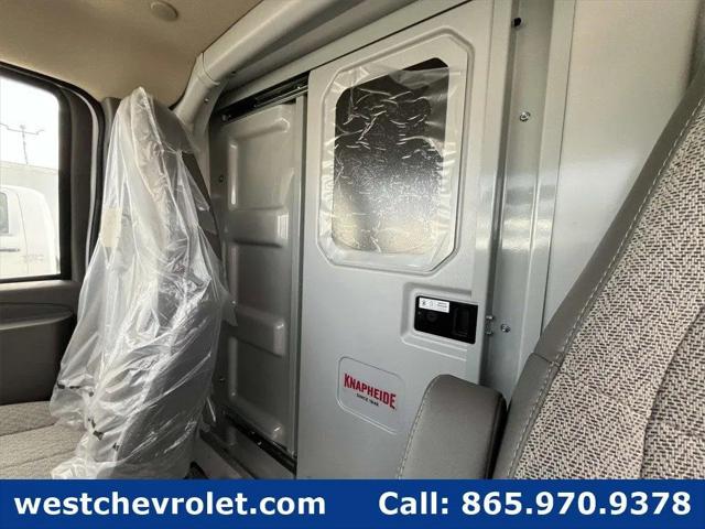 2025 Chevrolet Express Cutaway Work Van