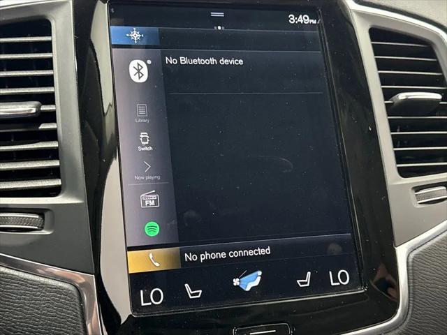 2022 Volvo XC90 T5 Momentum 7 Passenger