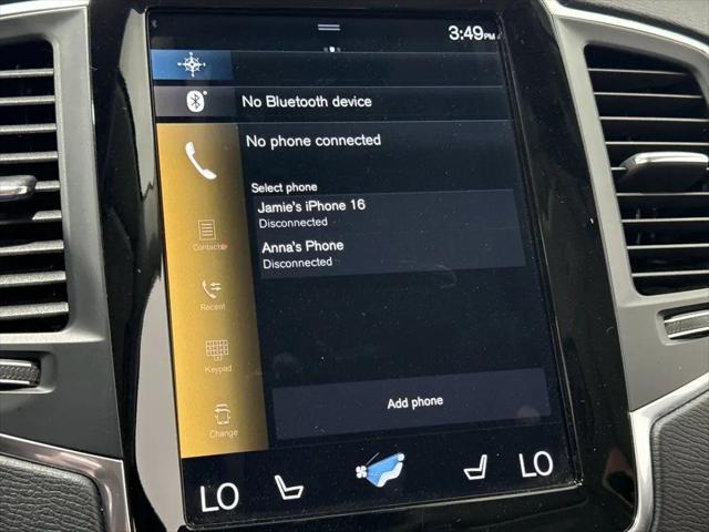 2022 Volvo XC90 T5 Momentum 7 Passenger