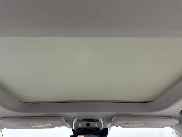 2022 Volvo XC90 T5 Momentum 7 Passenger