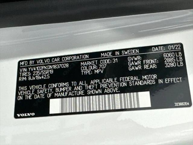 2022 Volvo XC90 T5 Momentum 7 Passenger