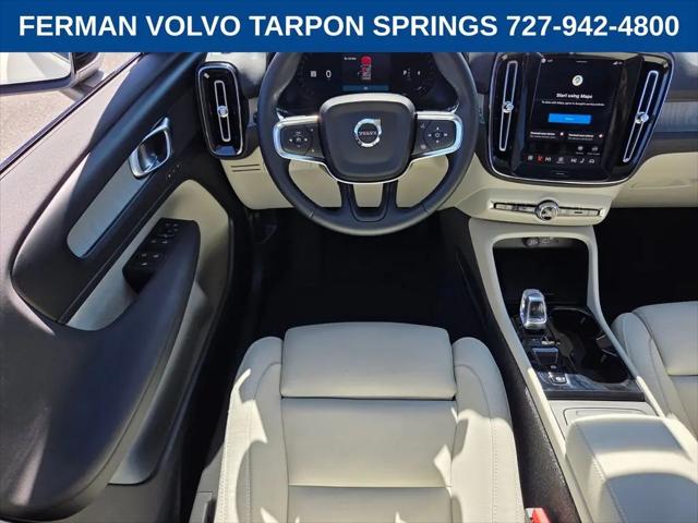2026 Volvo XC40 Plus, B5 AWD Gas (mild hybrid), Dark