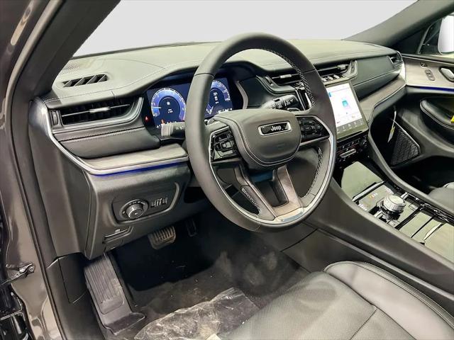 2025 Jeep Grand Cherokee L Overland 4x4