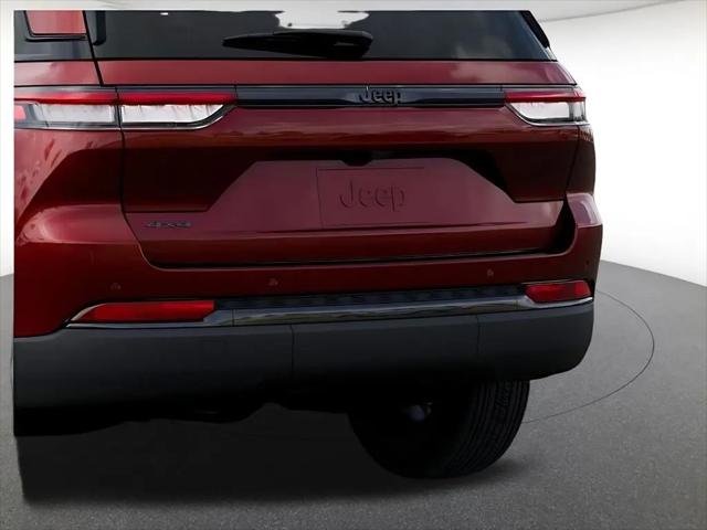 2025 Jeep Grand Cherokee Altitude X 4x4