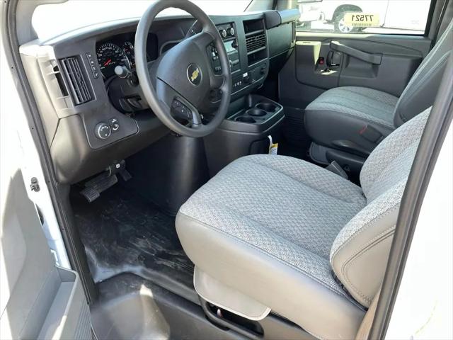 2025 Chevrolet Express Cutaway Work Van