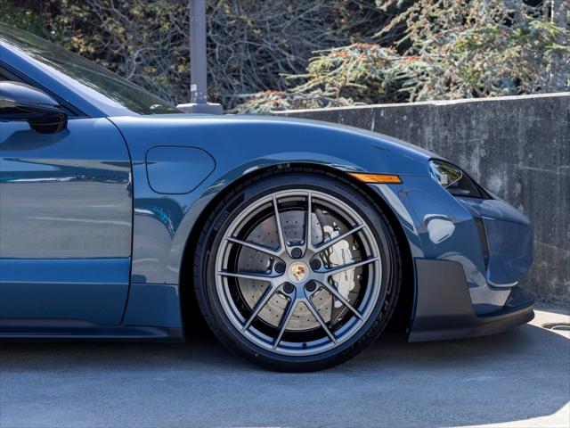 2025 Porsche Taycan Turbo GT w/Weissach Package